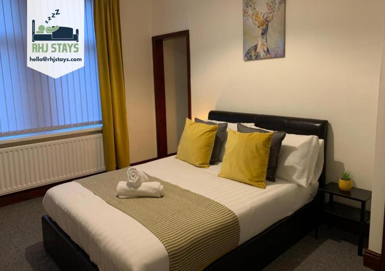 Rodsley - 2 Bedroom 1St Floor Flat Free Parking Wifi And Netflix Gateshead Buitenkant foto